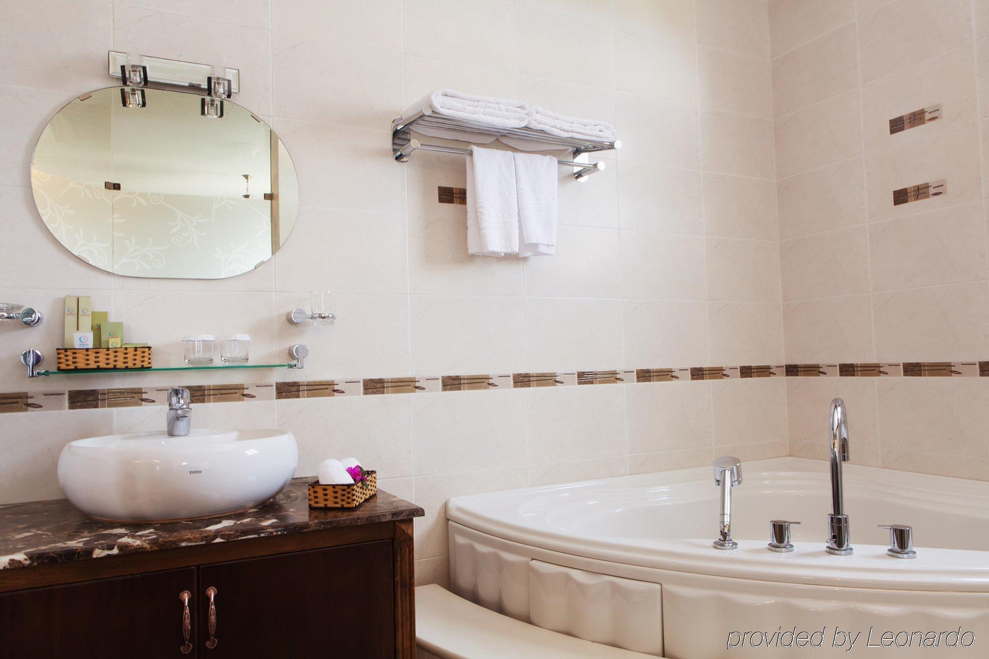 The Sun Hotel Нячанг Екстер'єр фото